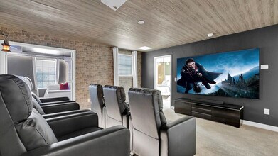 Building Photo - 1434 Rolling Fairway Dr