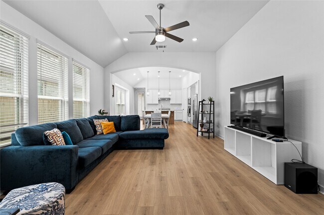 Foto del edificio - 7478 Cattail Fls Ln
