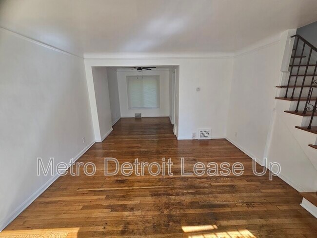 Building Photo - 15734 Meyers Rd
