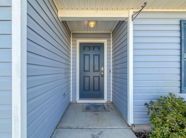 Building Photo - 4569 Rivers Landing Dr