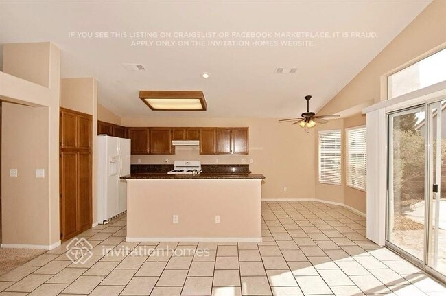 Building Photo - 1876 Blue Ribbon Dr