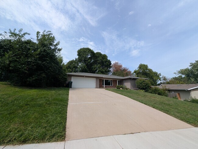 Foto del edificio - 4005 S Glenview Rd