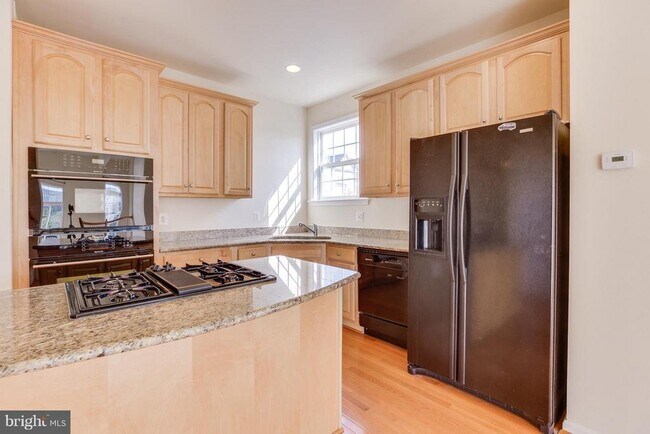 Building Photo - 15522 Exmore Ct