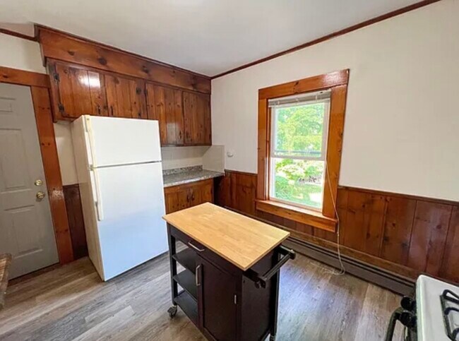 Foto del edificio - 7 Leonard Ave