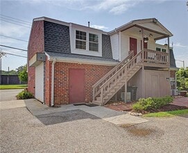 Building Photo - 15324 Warwick Blvd