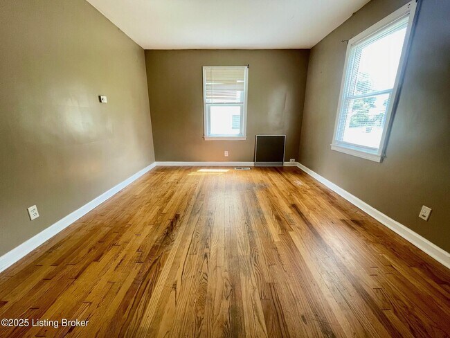 Foto del edificio - 2639 Olive St