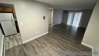 Building Photo - 47 Princeton St
