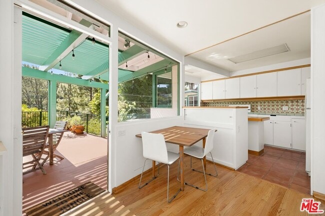 Foto del edificio - 217 Amalfi Dr