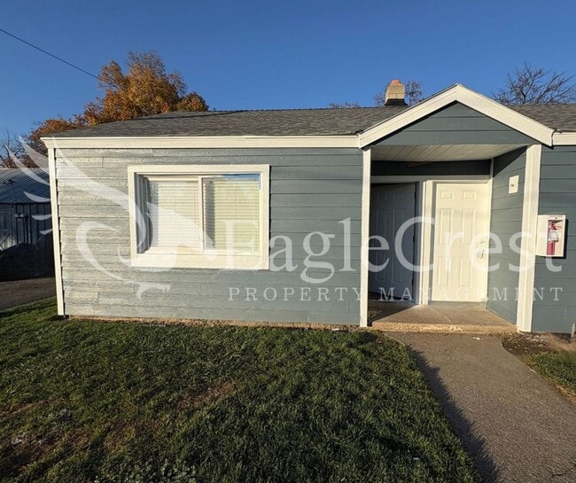 Building Photo - Roseville Lane Apartments