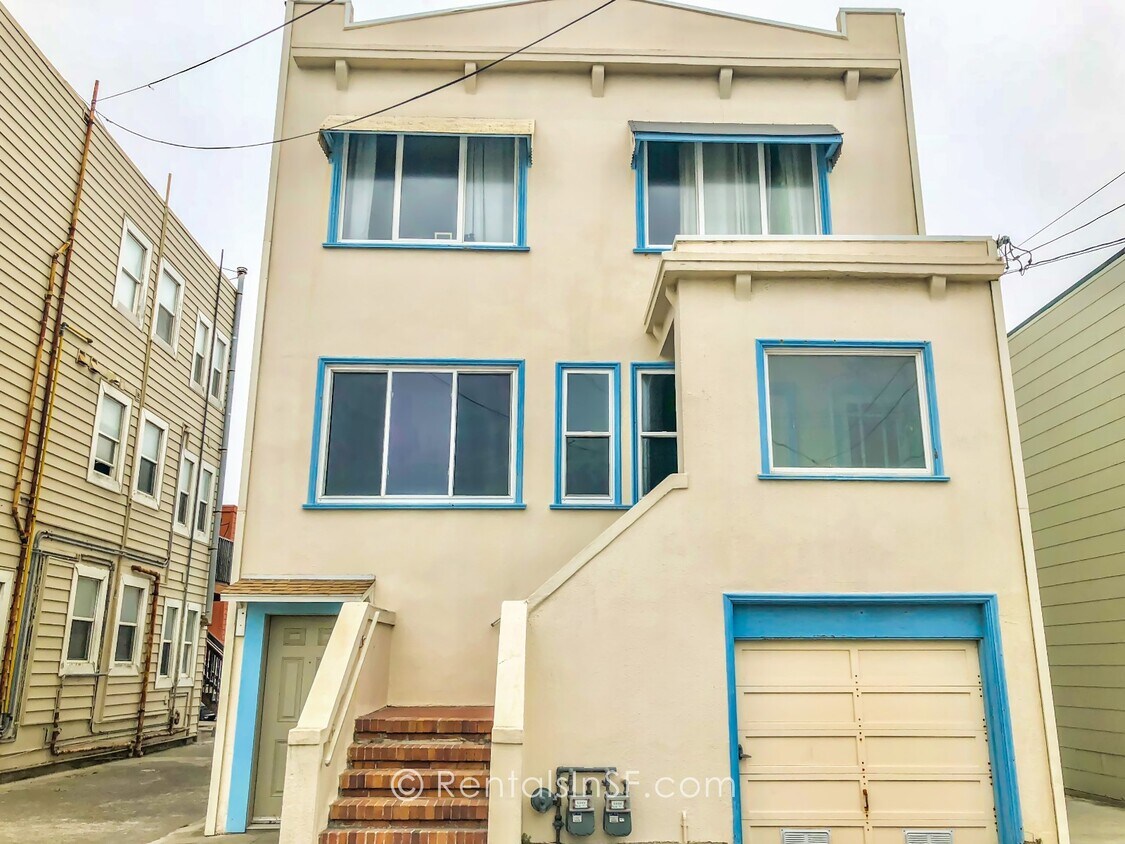 Primary Photo - 1718 48th Ave