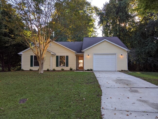 Building Photo - 1512 Kempsey Cir