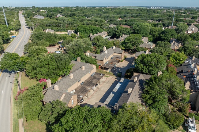 Aerial Photo - Woodbridge Townhomes