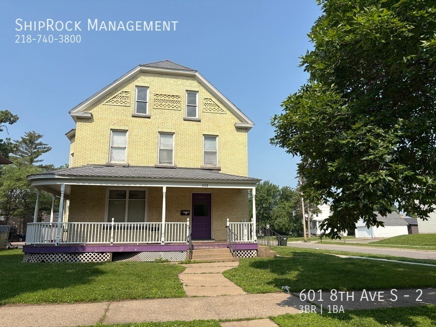 Primary Photo - 601 8th Ave S
