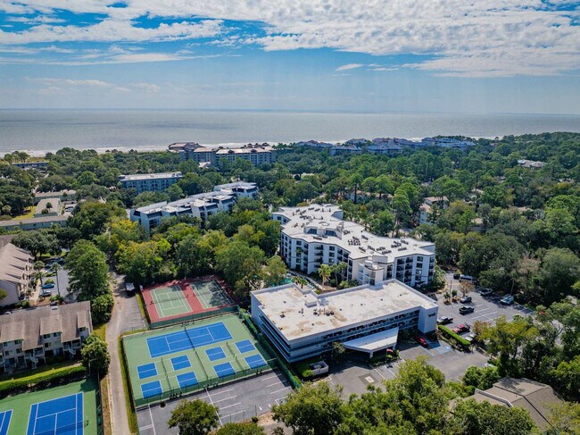 Foto del edificio - 10 Lemoyne Ave