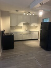 Building Photo - 10737 Dulawan Dr