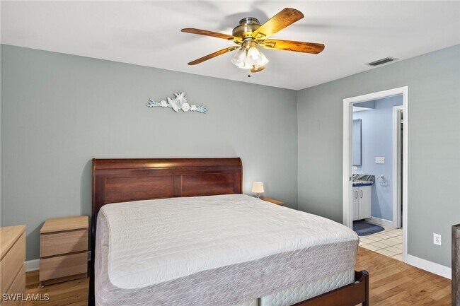Foto del edificio - 4616 SE 5th Pl