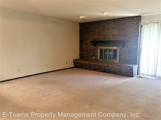 Foto del edificio - 3 br, 2 bath House - 2325 Double Tree Lane