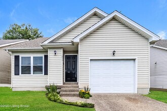 Building Photo - 10418 Pinoak View Dr