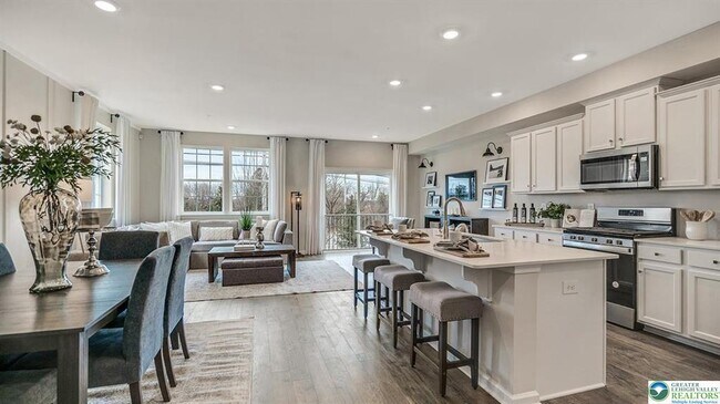 Foto del edificio - 1103 Meadowlark Dr