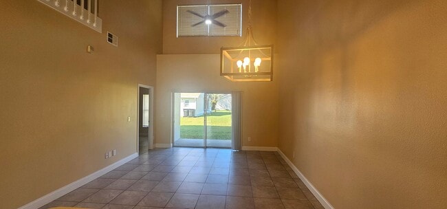 Photo - 3 BEDROOM / 2 BATH - 2 STORY TOWNHOUSE (SO...