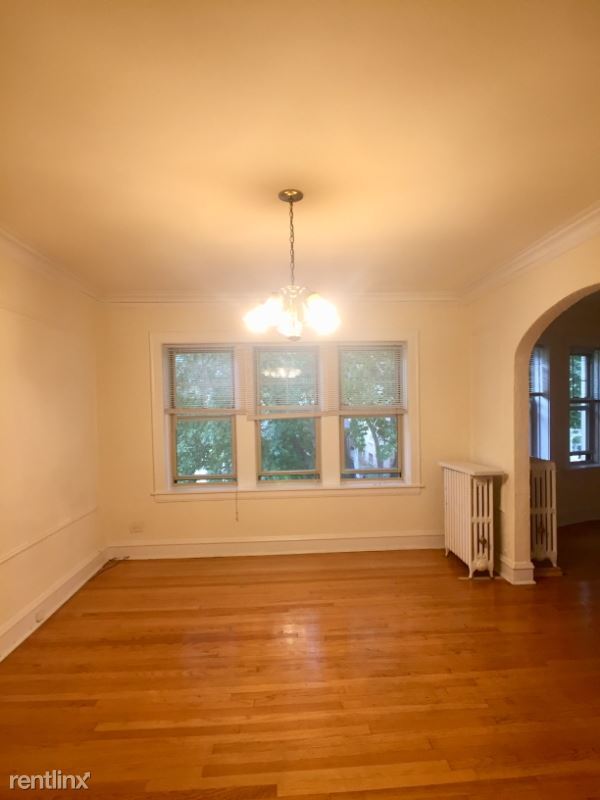 Foto del edificio - 6438 N Sacramento Ave