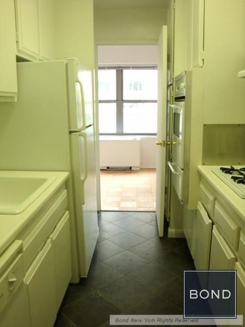 Foto del edificio - 245 E 63rd St