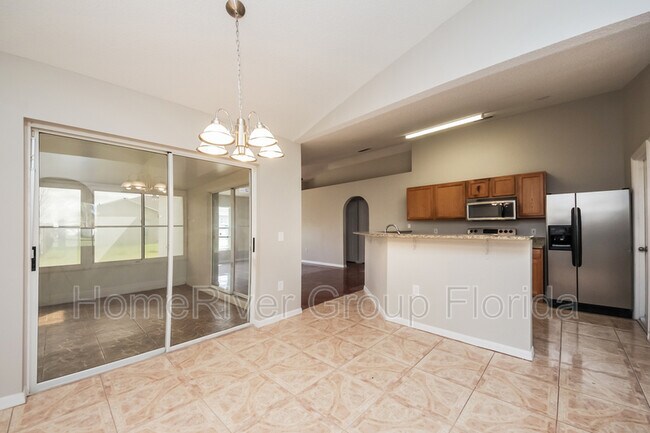 Building Photo - 339 Corsica Ct