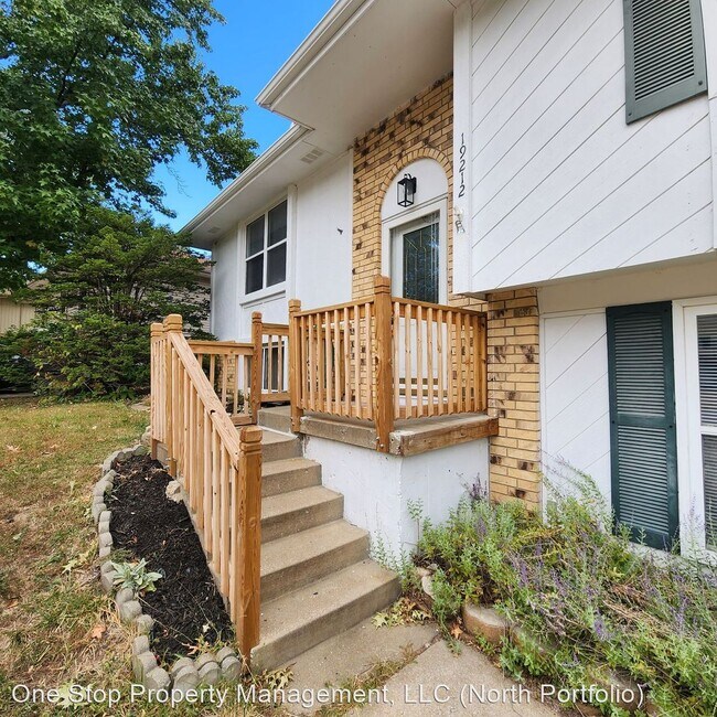 Foto del edificio - 4 br, 3 bath House - 19212 E 15th St N