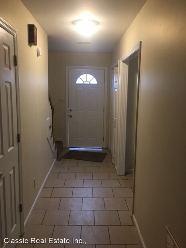 Foto del edificio - 2 br, 1.5 bath House - 404 B Mt Tabor Road