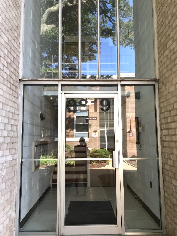 Foto del edificio - 3819 St Barnabas Rd