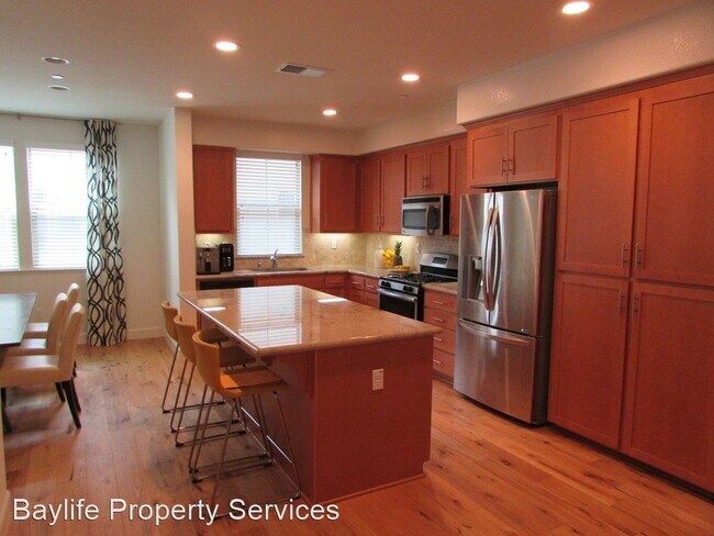 Building Photo - 3 br, 3.5 bath House - 2960 Via Torino Place