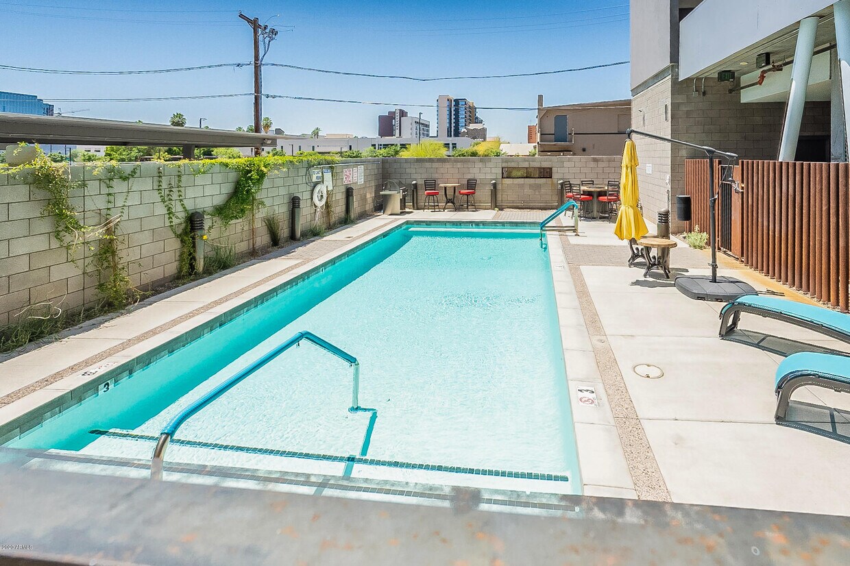 Foto principal - 1130 S 2nd St