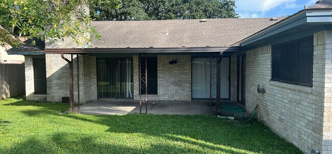 Foto del edificio - 109 Laguna Dr
