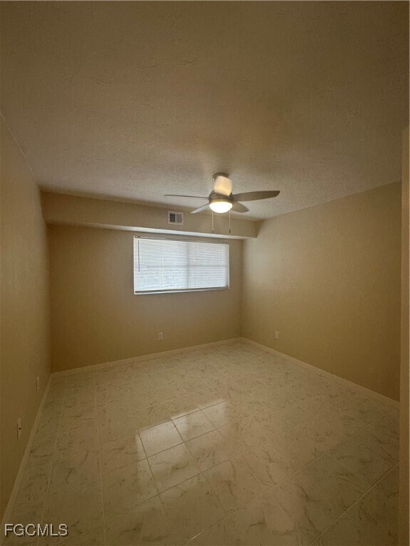 Building Photo - 4802 Tudor Dr