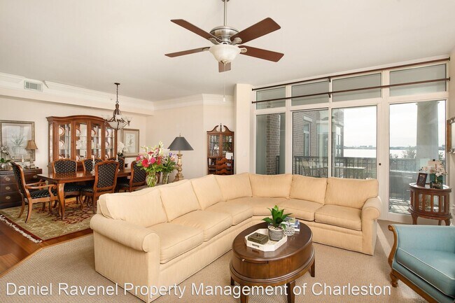 Building Photo - 2 br, 2 bath House - 141 North Plaza Court