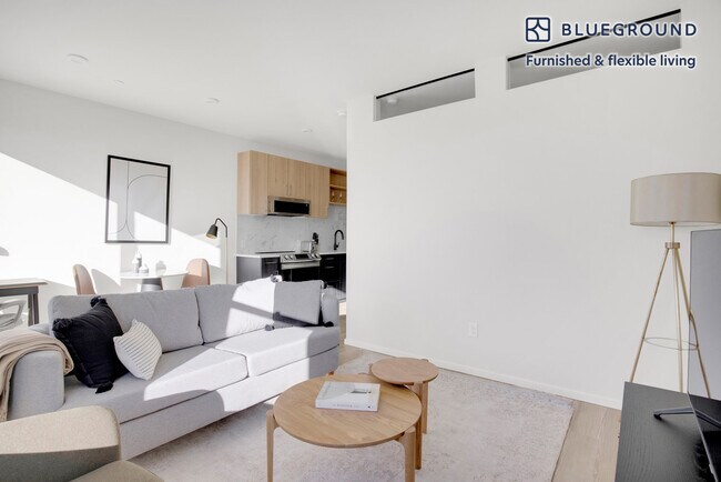 Foto del edificio - 2049 S Columbine St