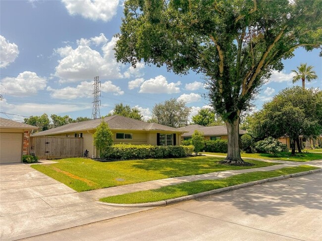 Building Photo - 5419 Lymbar Dr