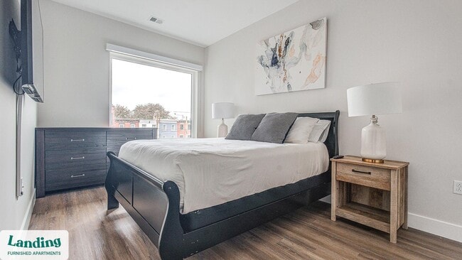 Building Photo - 1999 E Boston St