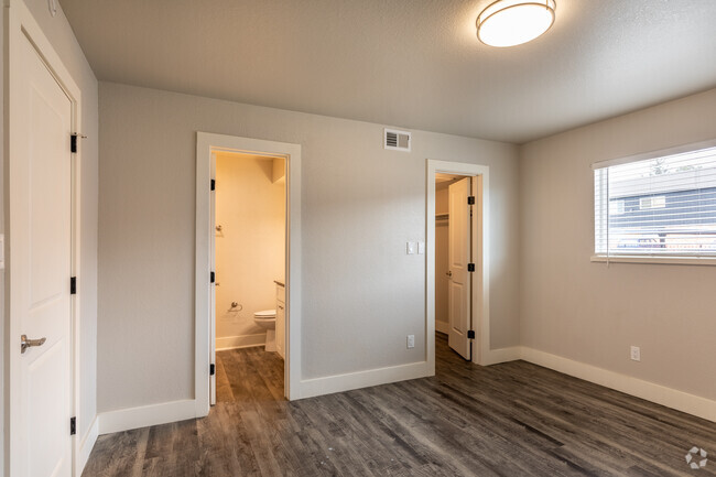 1 BR, 1 BA - 550 Square Feet - The Carlson Apartments