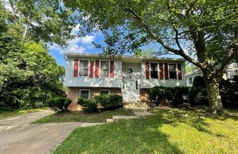 Building Photo - 8729 36th Ave