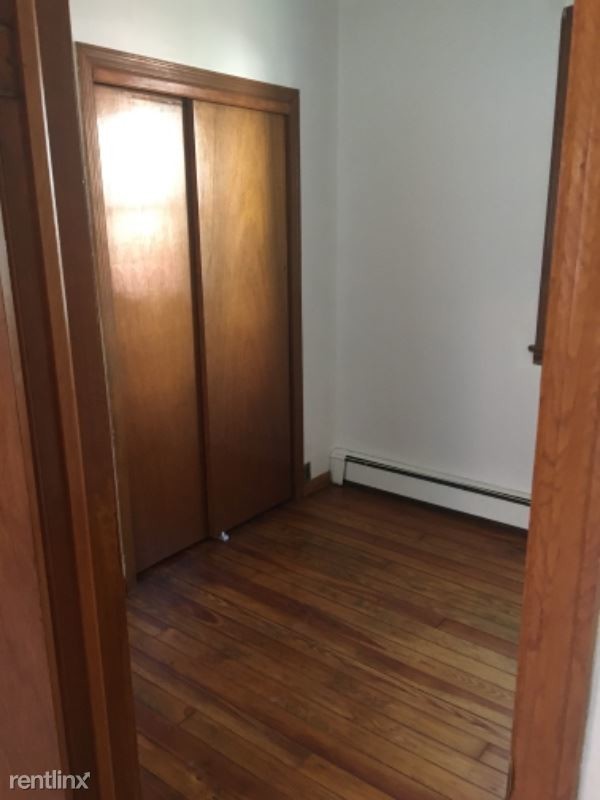 Foto del edificio - 2 br, 1 bath Apartment - Center St 1 Unit 1