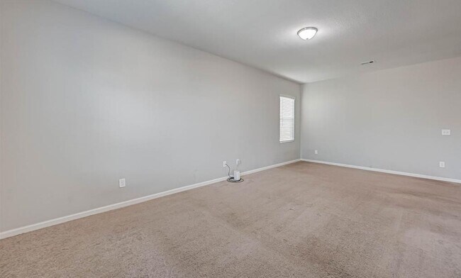 Building Photo - 10133 Pappas Dr