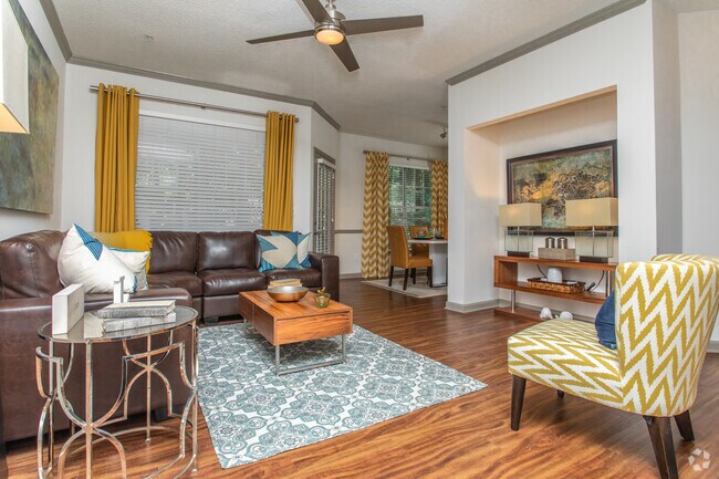2HAB, 2BA - 1,091 ft² - Lex Alpharetta