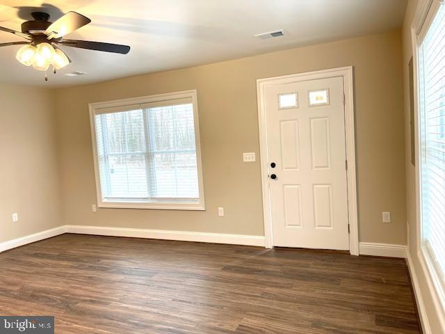 Building Photo - 8444 Blue Jay Meadows