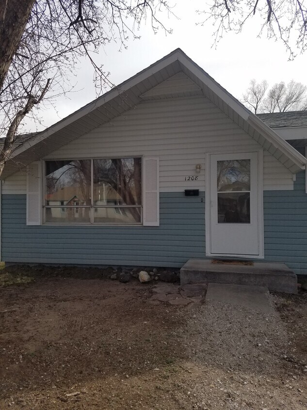 1208 Hunt Ave, Alamosa, CO 81101 House for Rent in Alamosa, CO