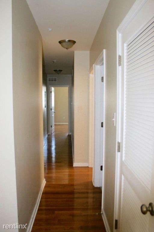 Building Photo - 2 br, 2 bath Townhome - 1625 W Diamond St 1