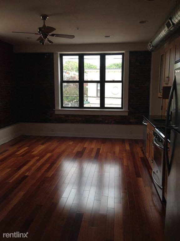 Foto del edificio - 3500 Sunnyside Ave