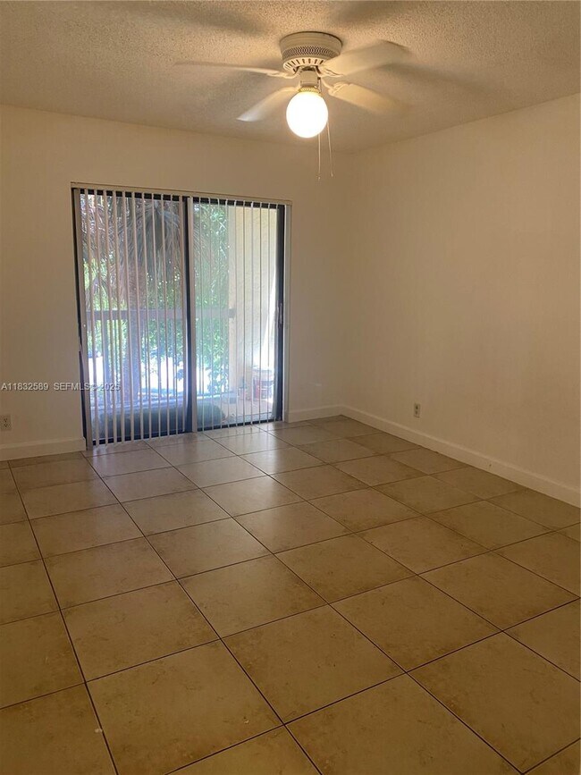 Building Photo - 8100 Geneva Ct