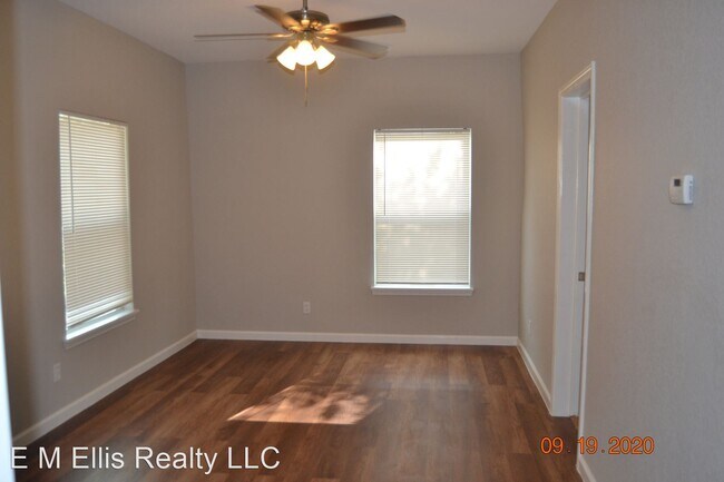 Building Photo - 2 br, 1 bath House - 248 Ray Ave