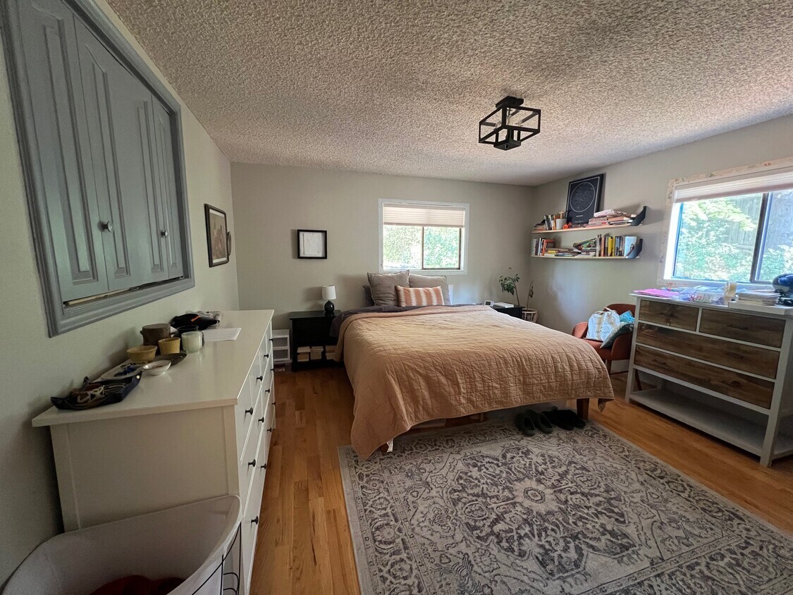 Foto principal - 1273 Lynnewood Blvd